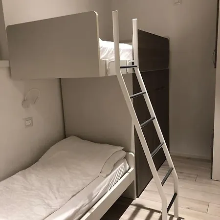 Moderni, Luminosi E Tranquilli Con Parcheggio Privato - Agritur La Tenuta טרנטו