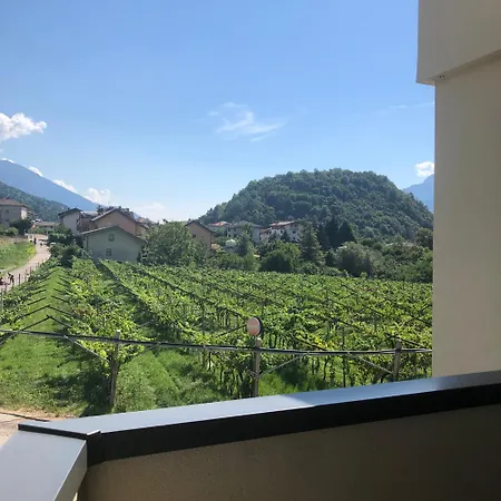 Moderni, Luminosi E Tranquilli Con Parcheggio Privato - Agritur La Tenuta * Trento